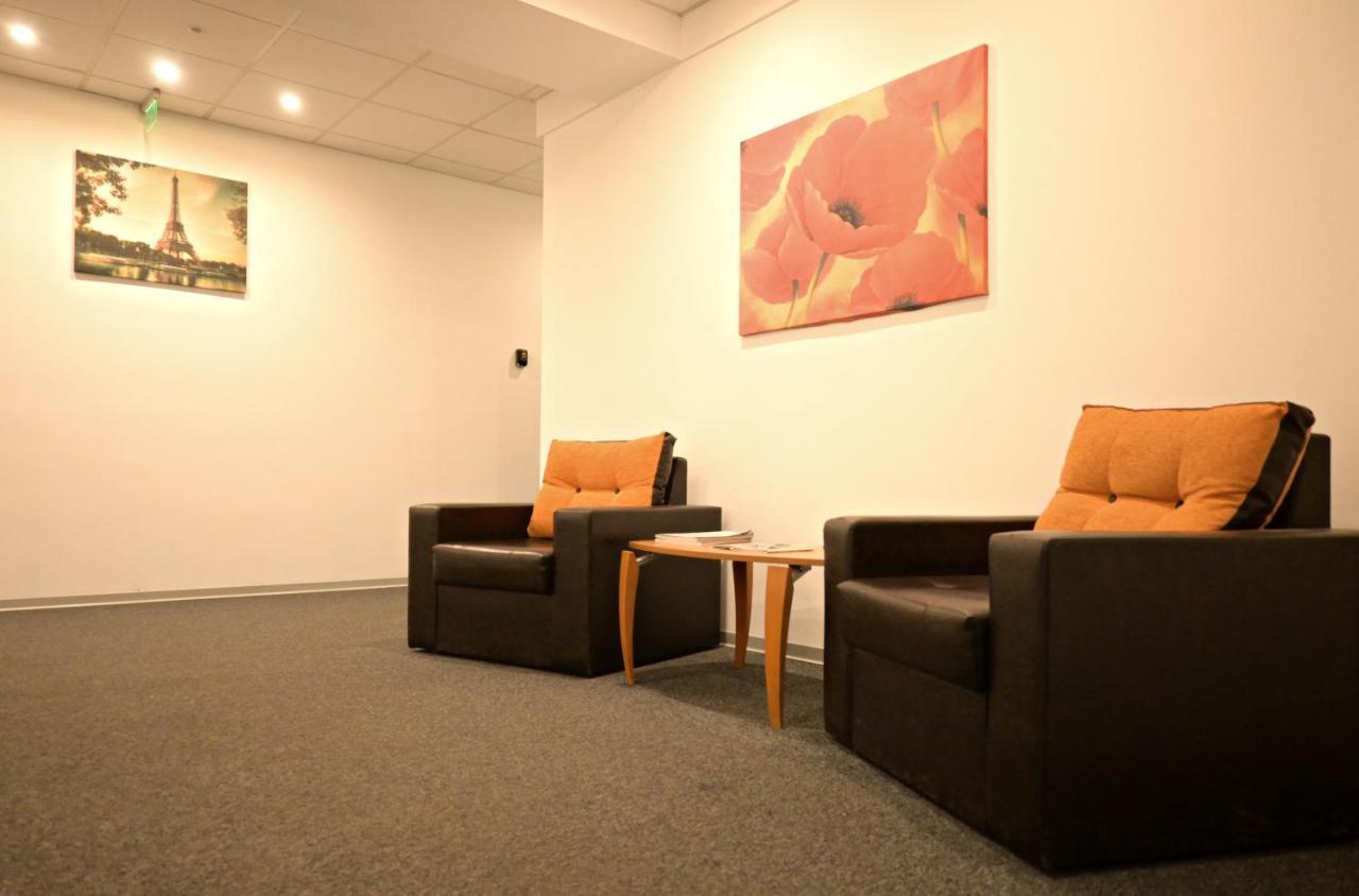 Luana Airport Apartments #5 Otopeni Extérieur photo